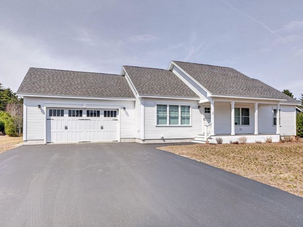 27 Alden Pines Drive, Unit 9, Waterboro, ME 04087
