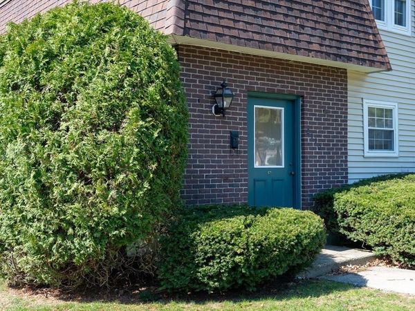 180 Main St, Unit 2110, Bridgewater, MA 02324