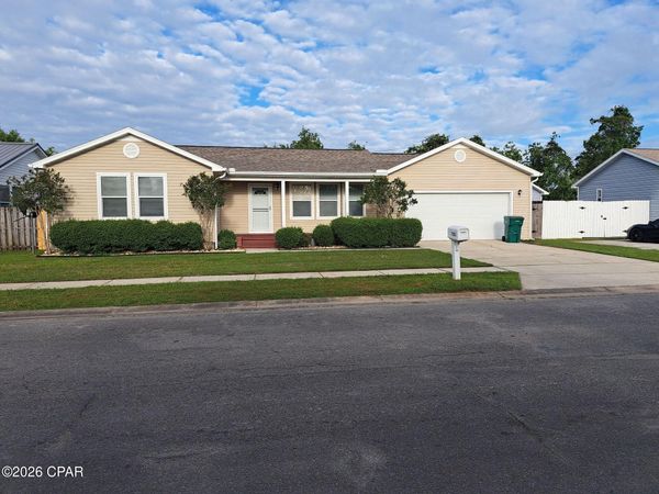 7325 Claudias Way , Panama City, FL 32404