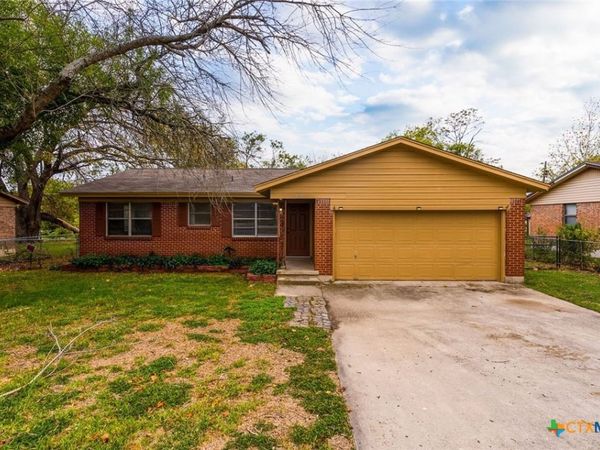 110 North Drive, Copperas Cove, TX 76522