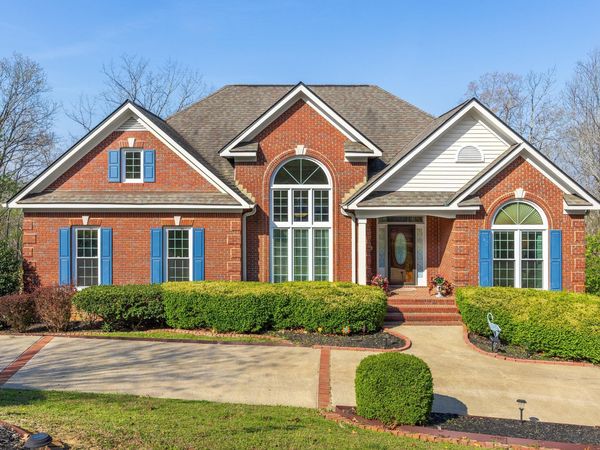 1953 Ridge Point Drive NW, Cleveland, TN 37311