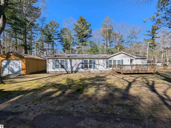 5150 Michigan Avenue E, Au Gres, MI 48703