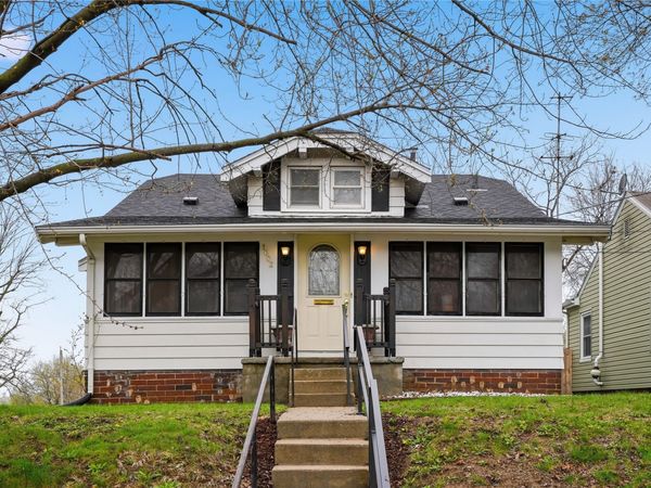1602 E 32nd Court, Des Moines, IA 50317