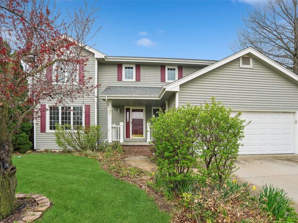 101 Orchard Circle, Indianola, IA 50125