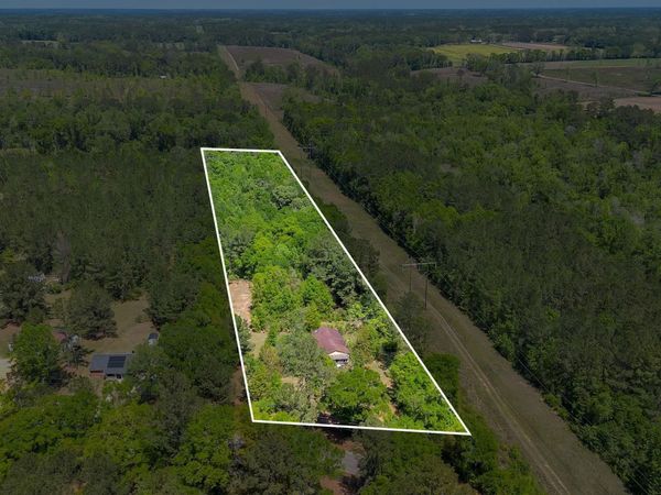 404 McNair Road, Havana, FL 32333