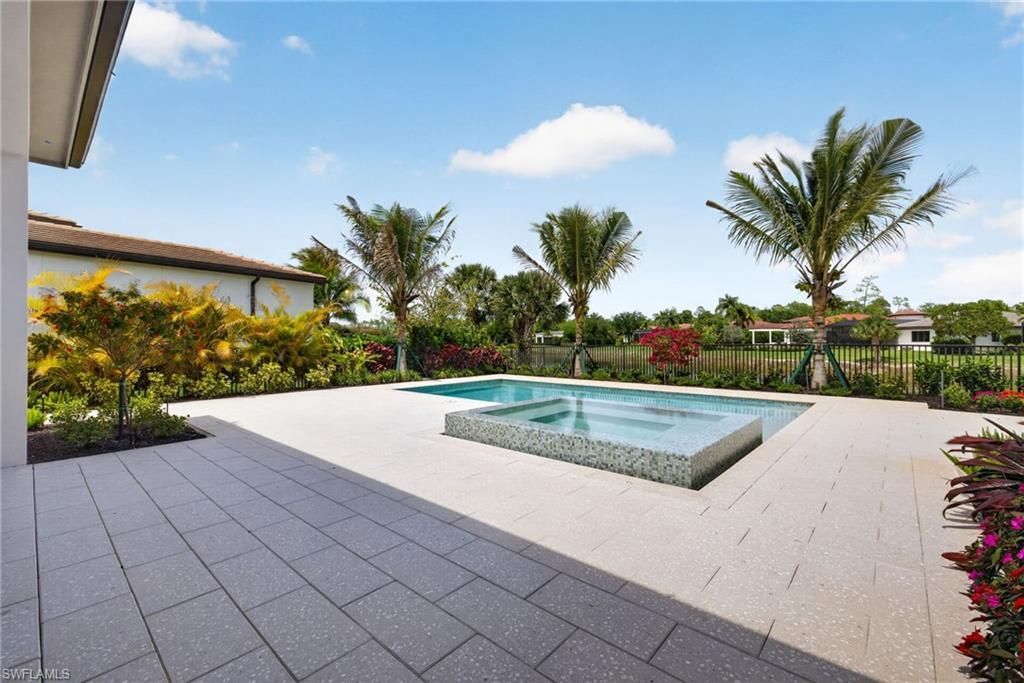 16736 Lucarno Way, Naples, FL 34110 Photo