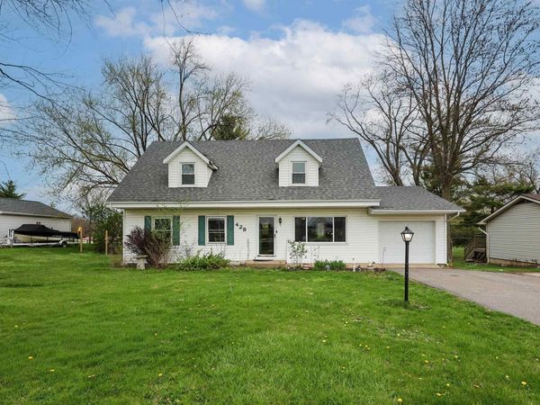 428 Drake Road, Kendallville, IN 46755