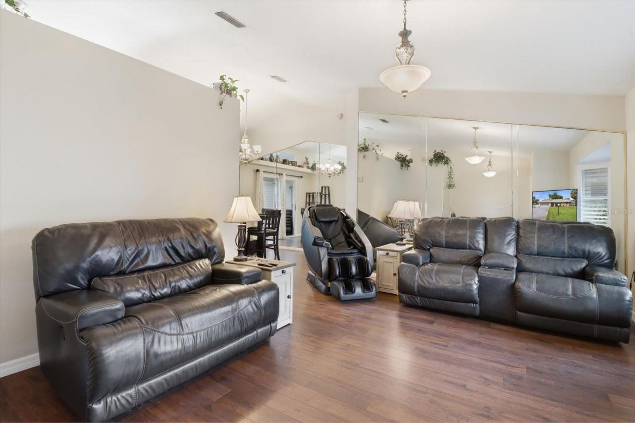 35103 Riverside Court, Leesburg, FL 34788 Photo