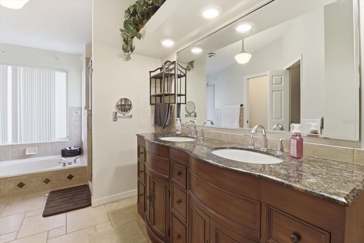 35103 Riverside Court, Leesburg, FL 34788 Photo