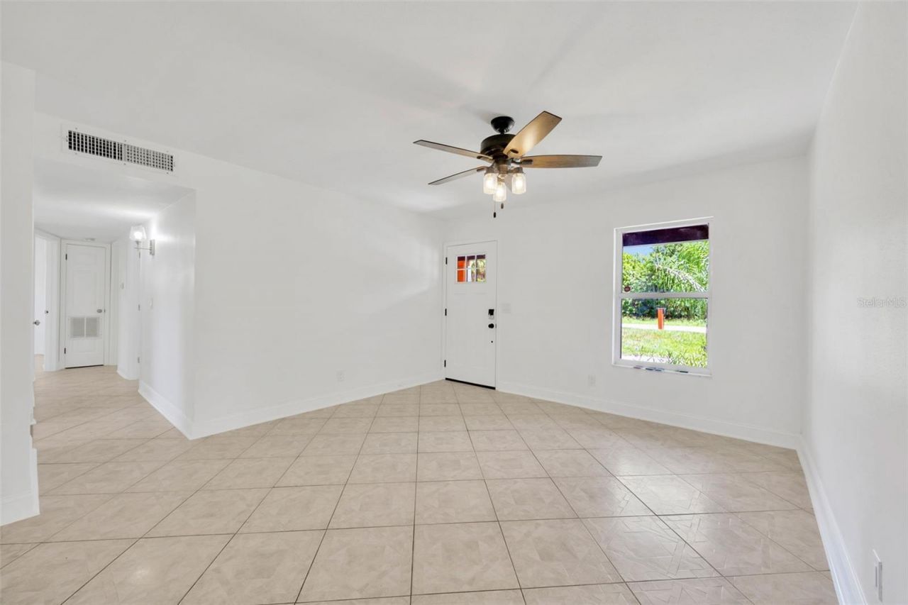 9935 River Drive , Gibsonton, FL 33534 Photo