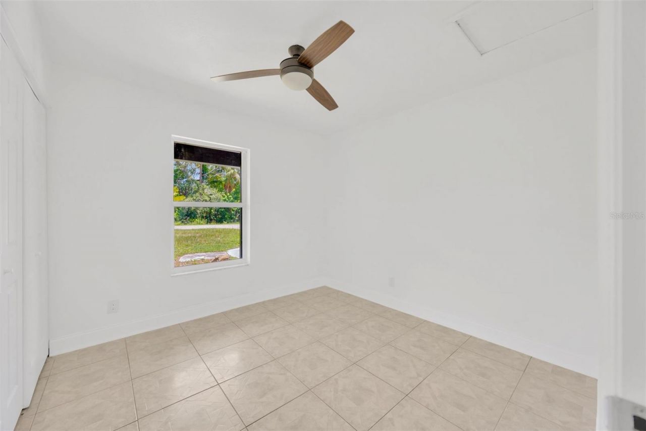 9935 River Drive , Gibsonton, FL 33534 Photo