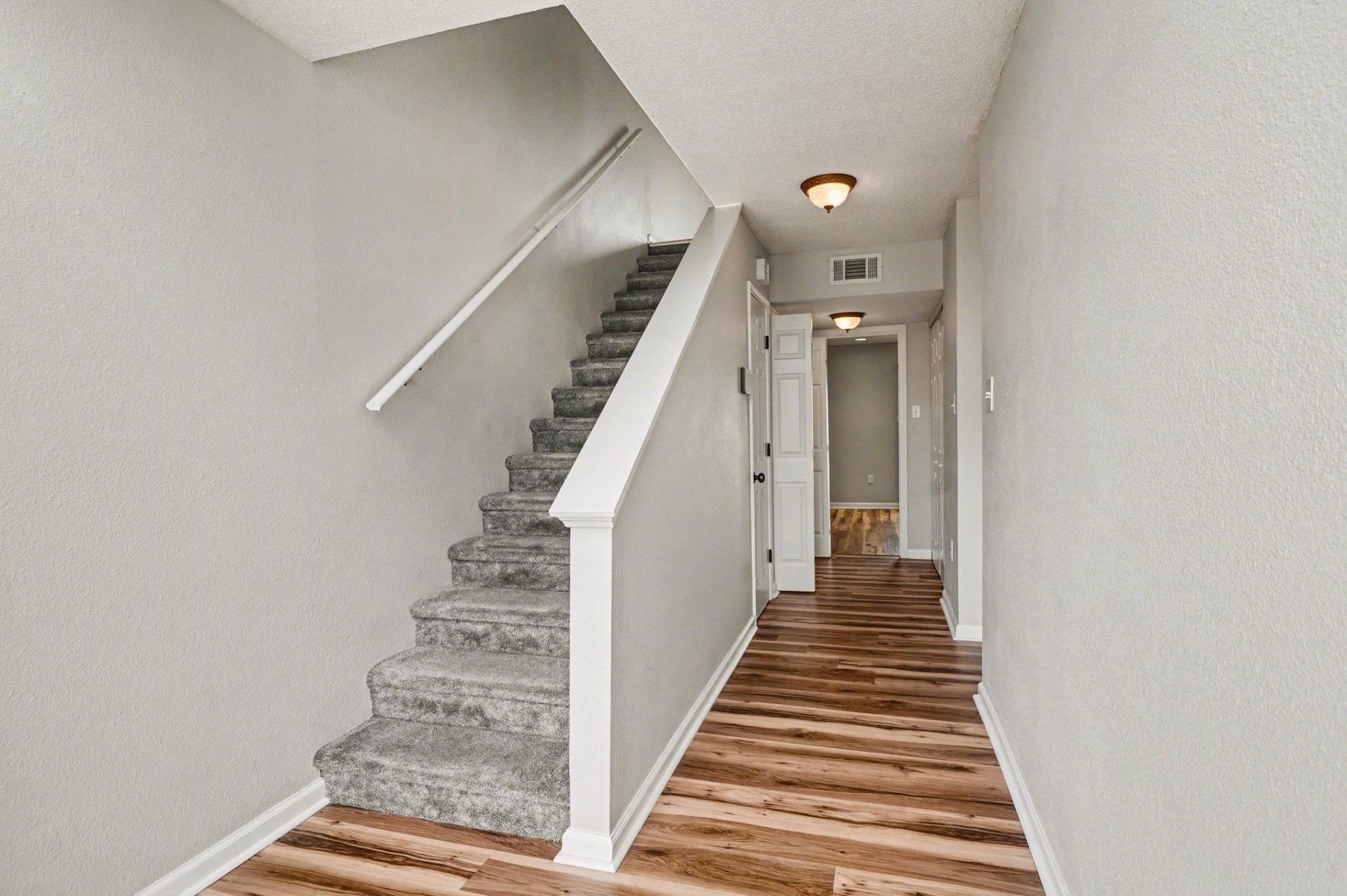 1000 11th Ave. N Photo 15