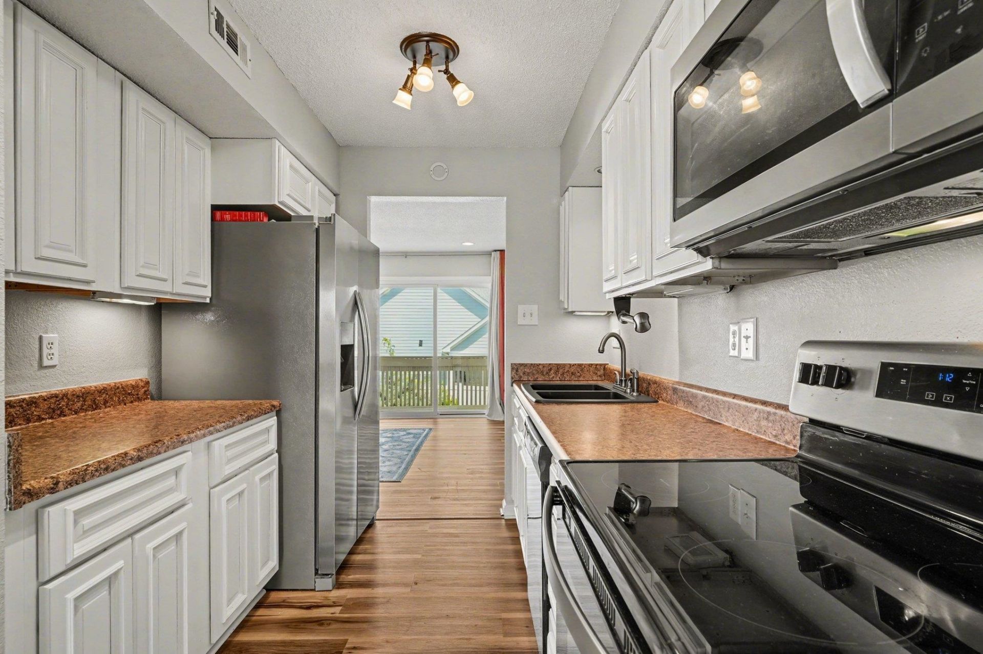 1000 11th Ave. N Photo 5