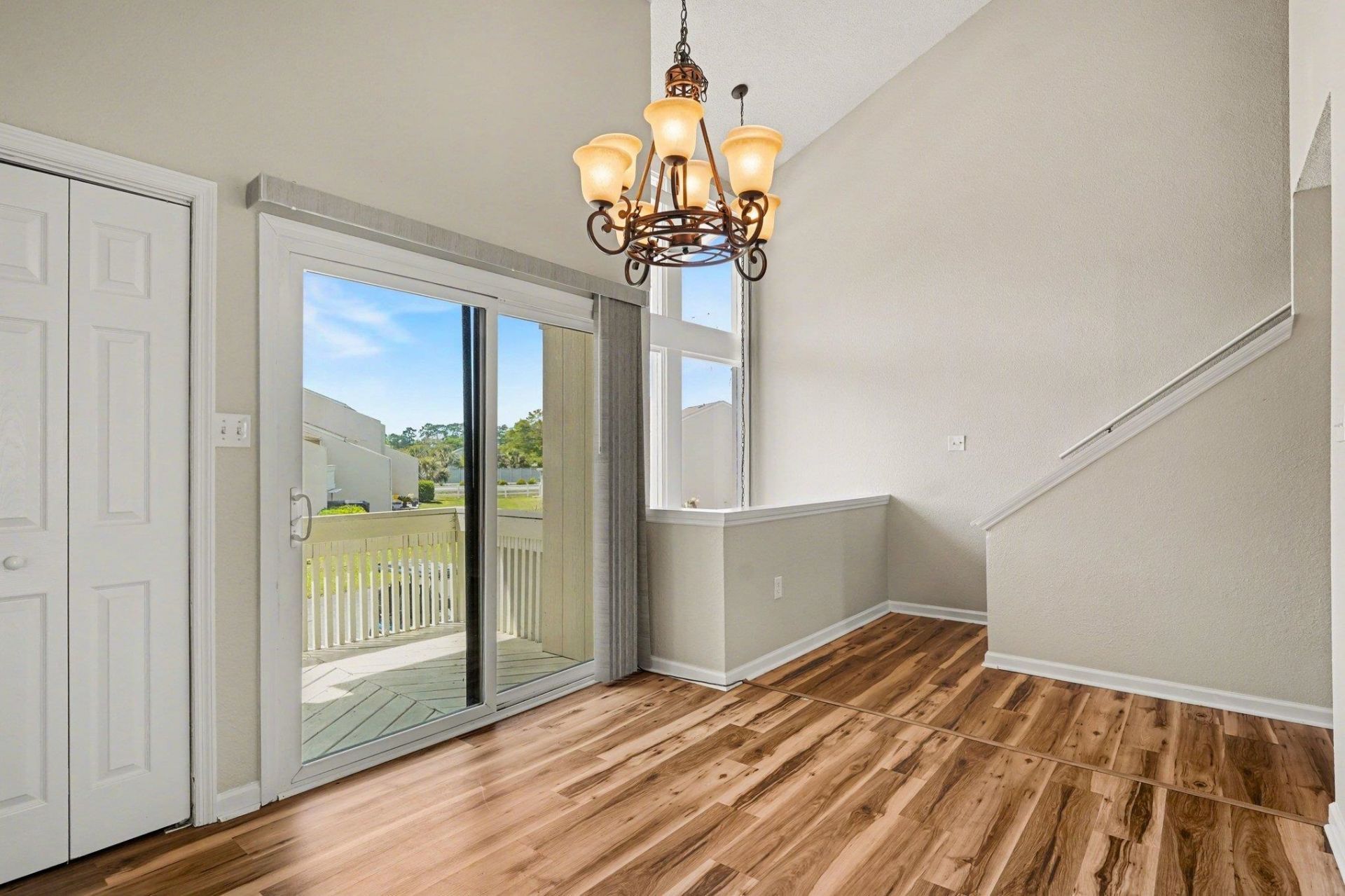 1000 11th Ave. N Photo 8