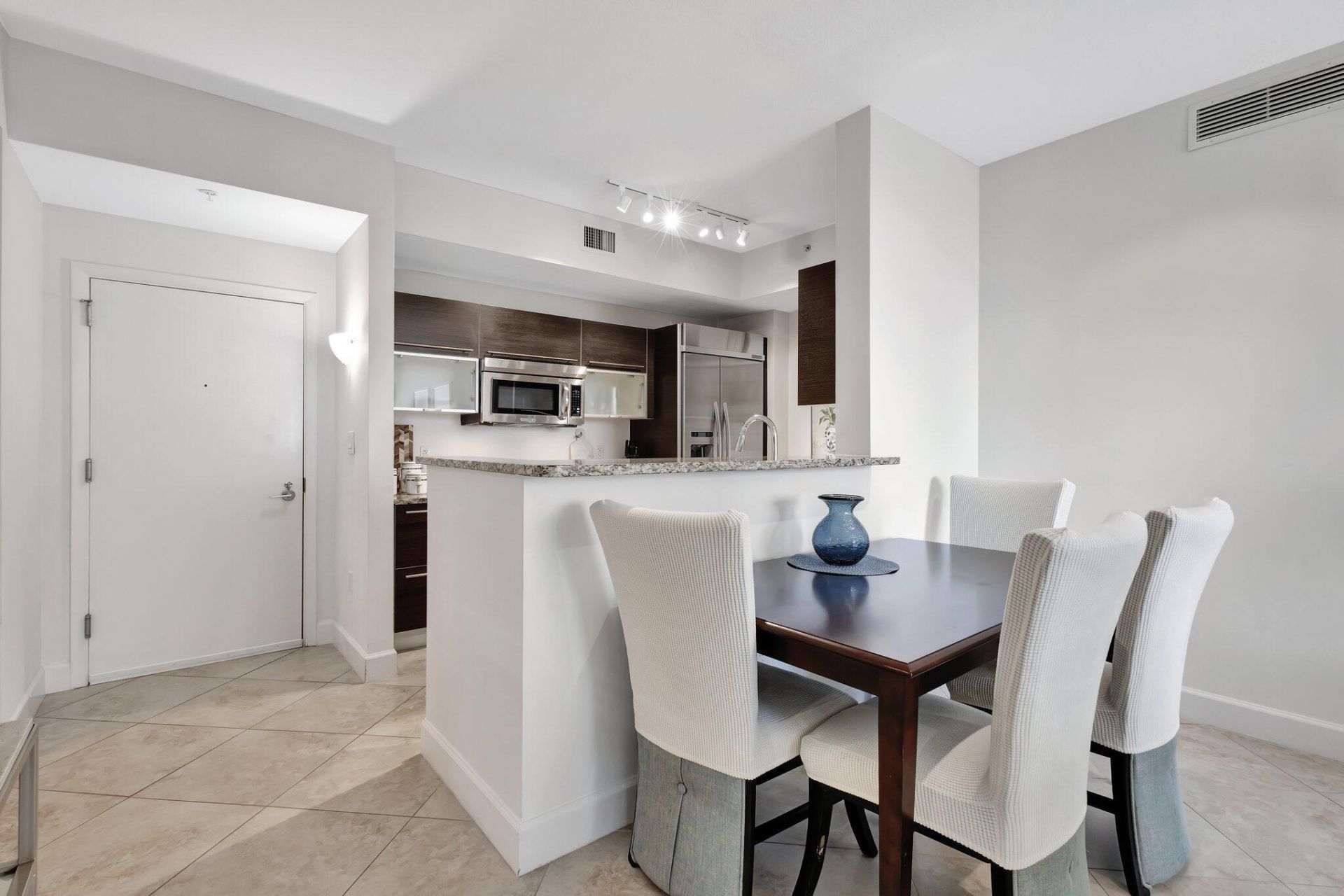 550 Okeechobee Boulevard, West Palm Beach, FL 33401 Photo