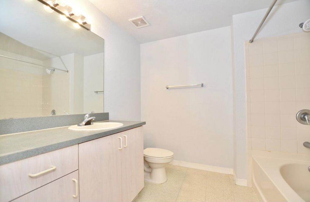 114 SW Peacock Boulevard, Unit 8105, Port Saint Lucie, FL 34986 Photo