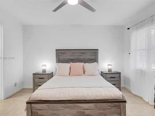 100 SW 130th Ter, Unit 204C, Pembroke Pines, FL 33027