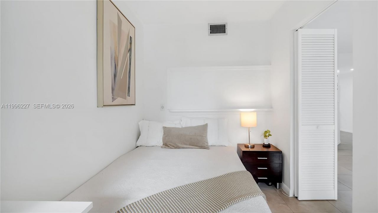 100 SW 130th Ter, Unit 204C, Pembroke Pines, FL 33027 Photo