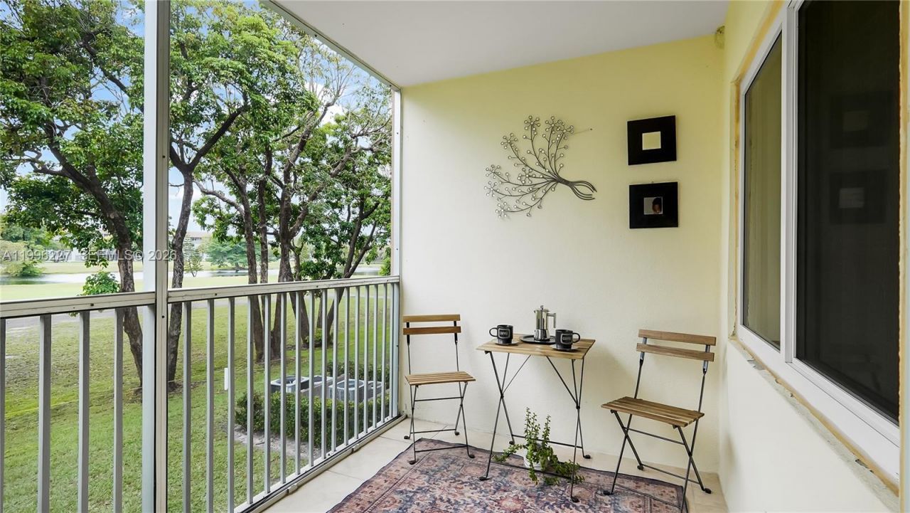 100 SW 130th Ter, Unit 204C, Pembroke Pines, FL 33027 Photo