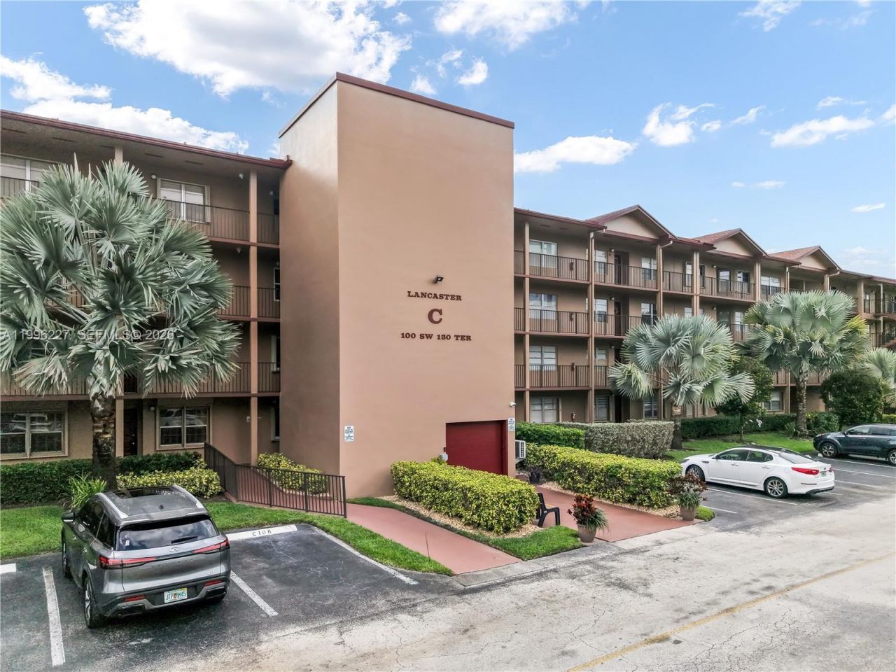 100 SW 130th Ter, Unit 204C, Pembroke Pines, FL 33027 Photo