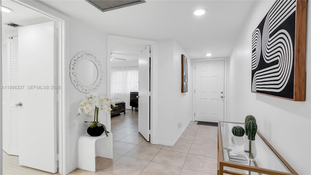 100 SW 130th Ter, Unit 204C, Pembroke Pines, FL 33027 Photo