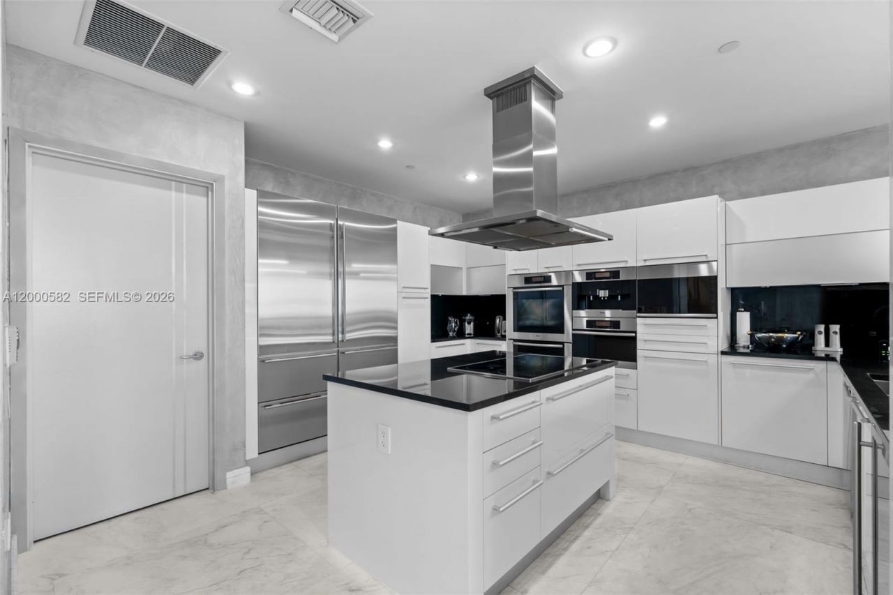 17121 Collins Ave, Unit PH4406, Sunny Isles Beach, FL 33160 Photo