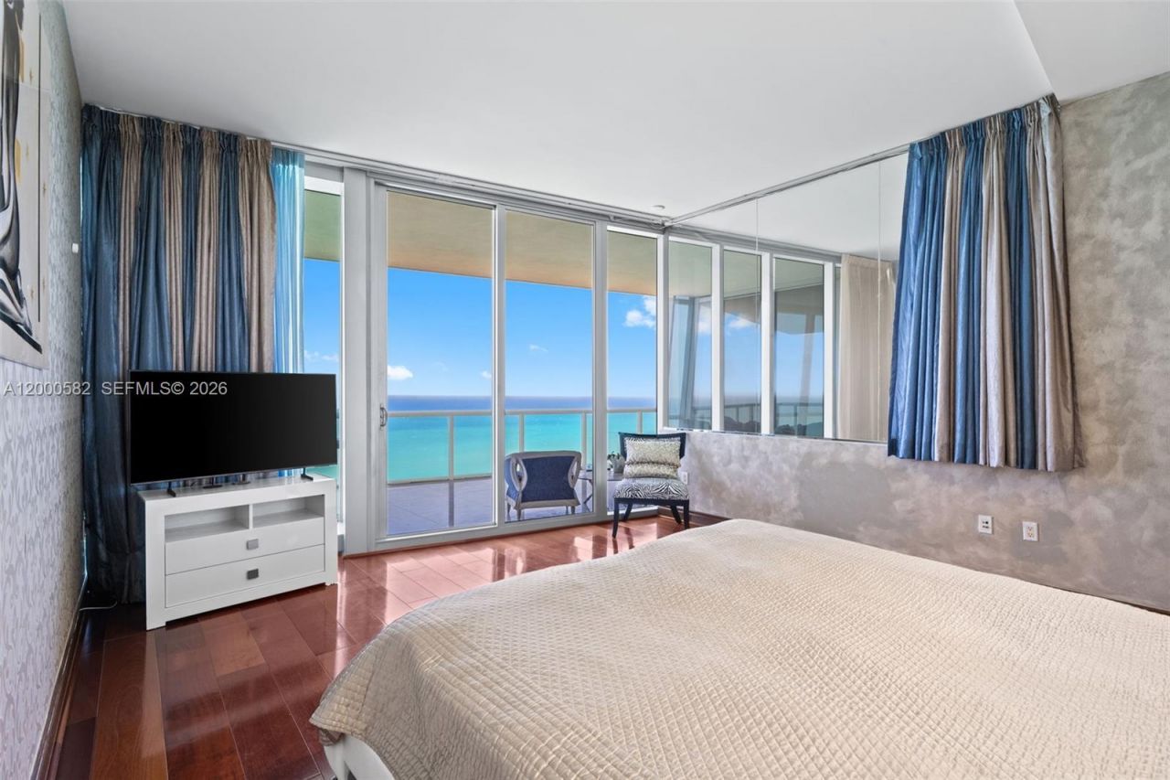 17121 Collins Ave, Unit PH4406, Sunny Isles Beach, FL 33160 Photo