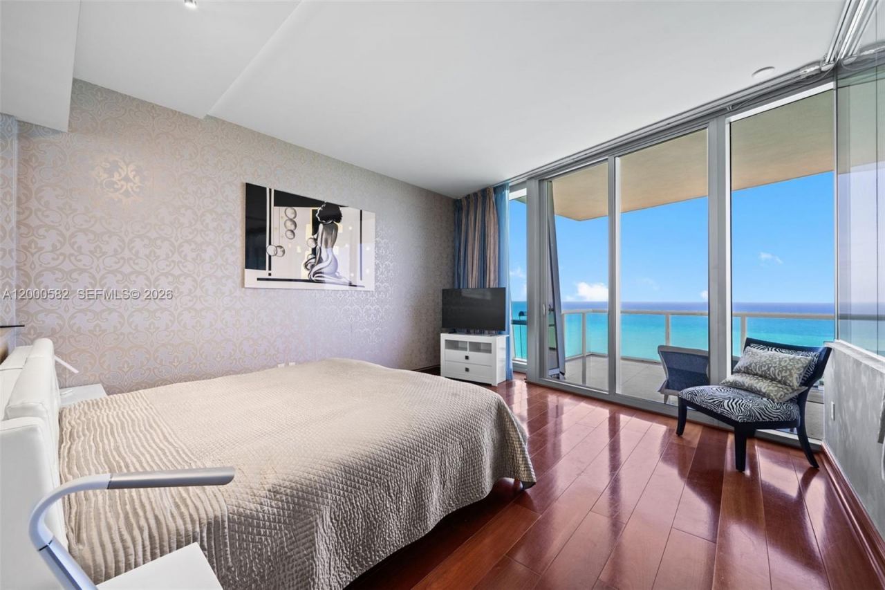 17121 Collins Ave, Unit PH4406, Sunny Isles Beach, FL 33160 Photo