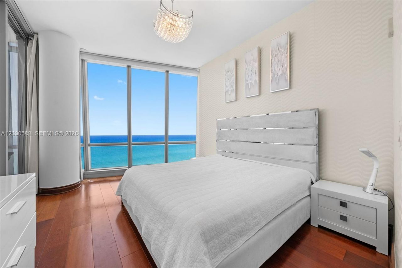 17121 Collins Ave, Unit PH4406, Sunny Isles Beach, FL 33160 Photo
