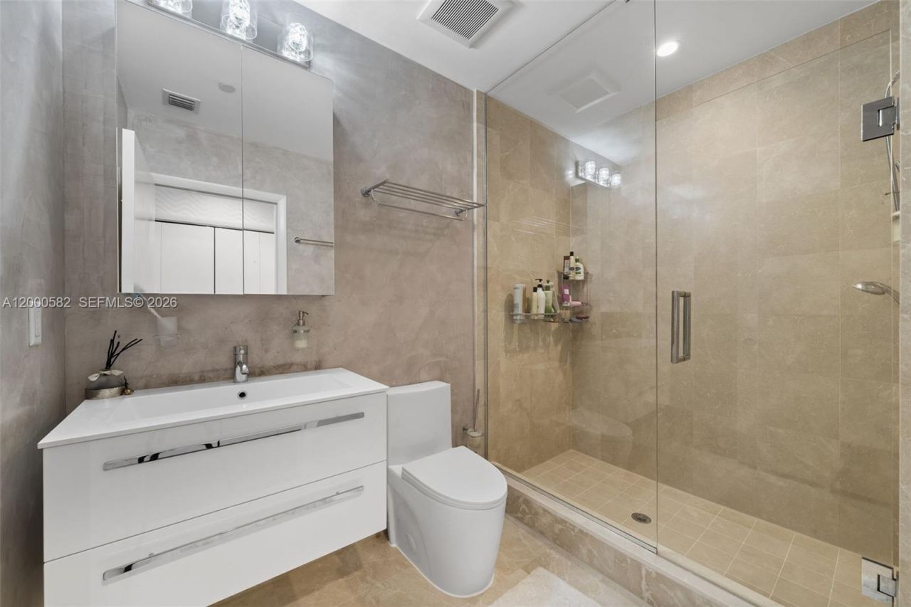 17121 Collins Ave, Unit PH4406, Sunny Isles Beach, FL 33160 Photo