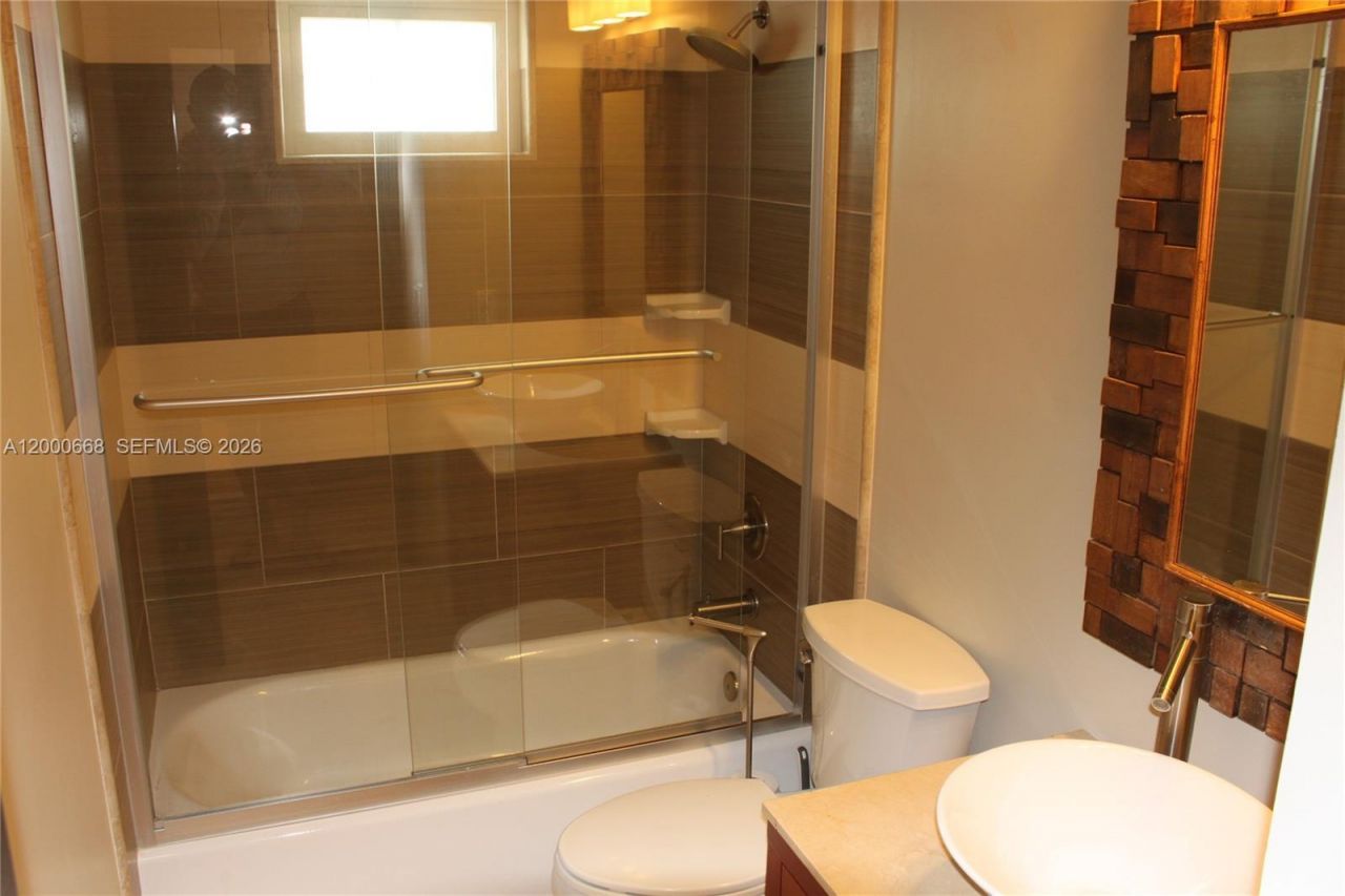 1325 NW 192nd Ter, Unit 1325, Pembroke Pines, FL 33029 Photo