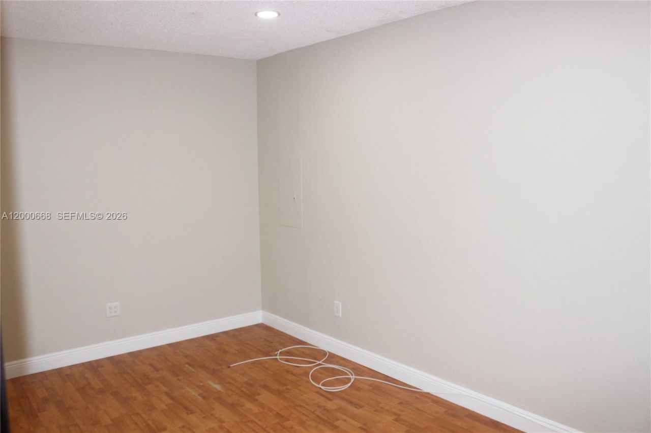 1325 NW 192nd Ter, Unit 1325, Pembroke Pines, FL 33029 Photo