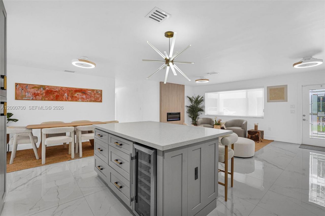 7142 SW 65th Ave, South Miami, FL 33143 Photo