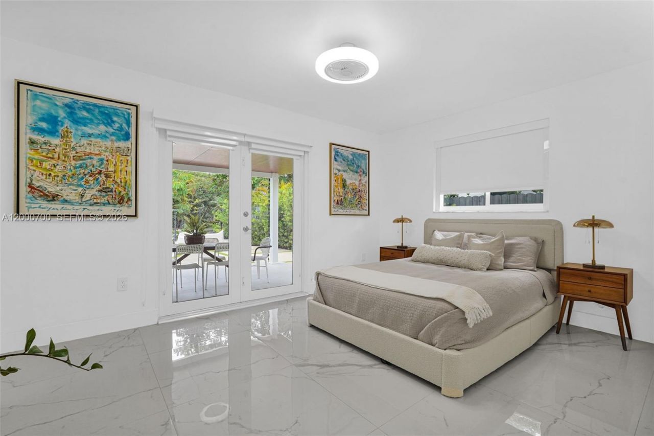 7142 SW 65th Ave, South Miami, FL 33143 Photo