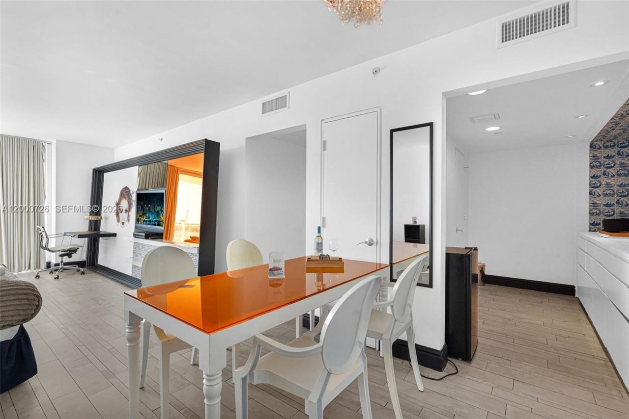 1100 West Ave, Unit 916, Miami Beach, FL 33139 Photo