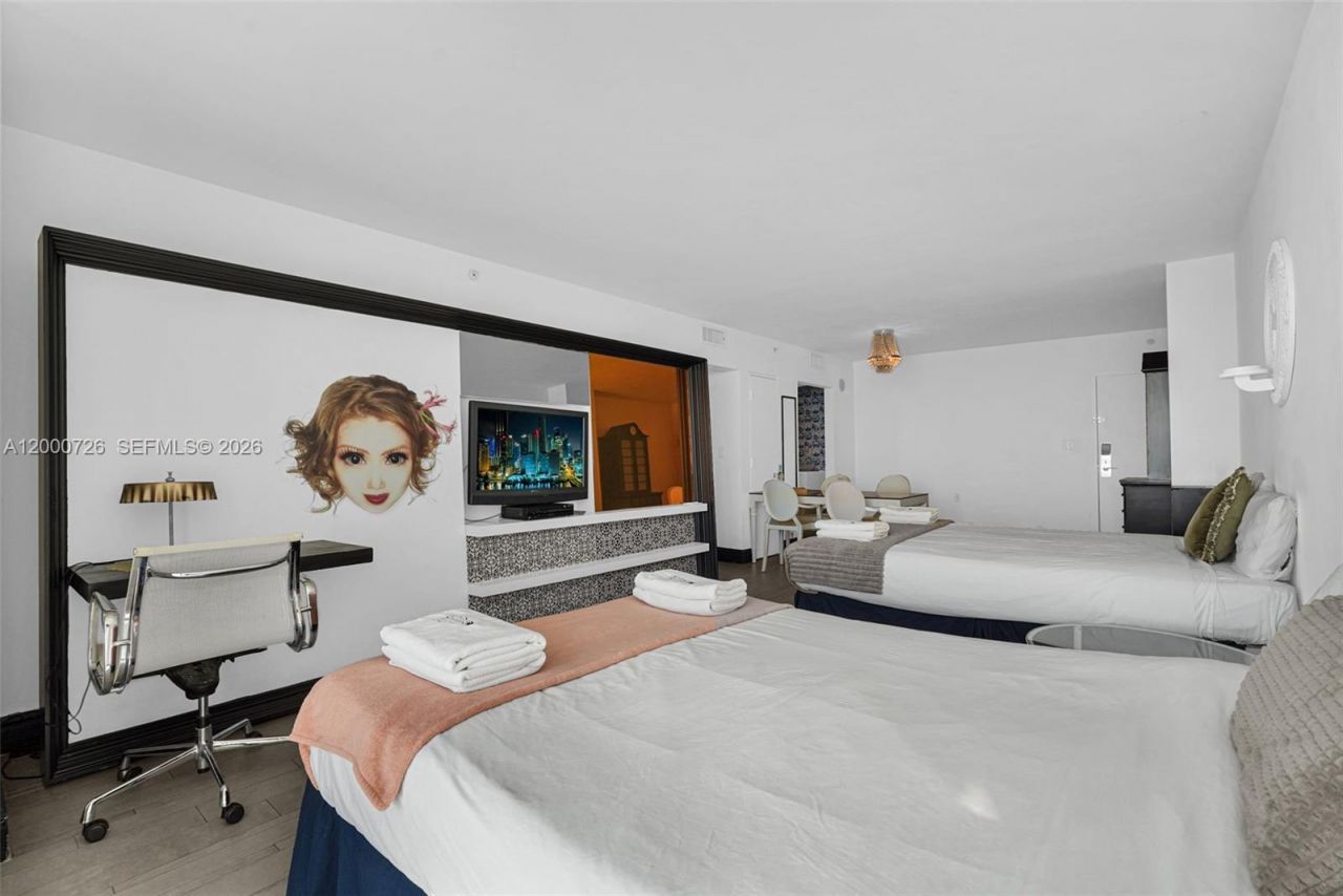 1100 West Ave, Unit 916, Miami Beach, FL 33139 Photo