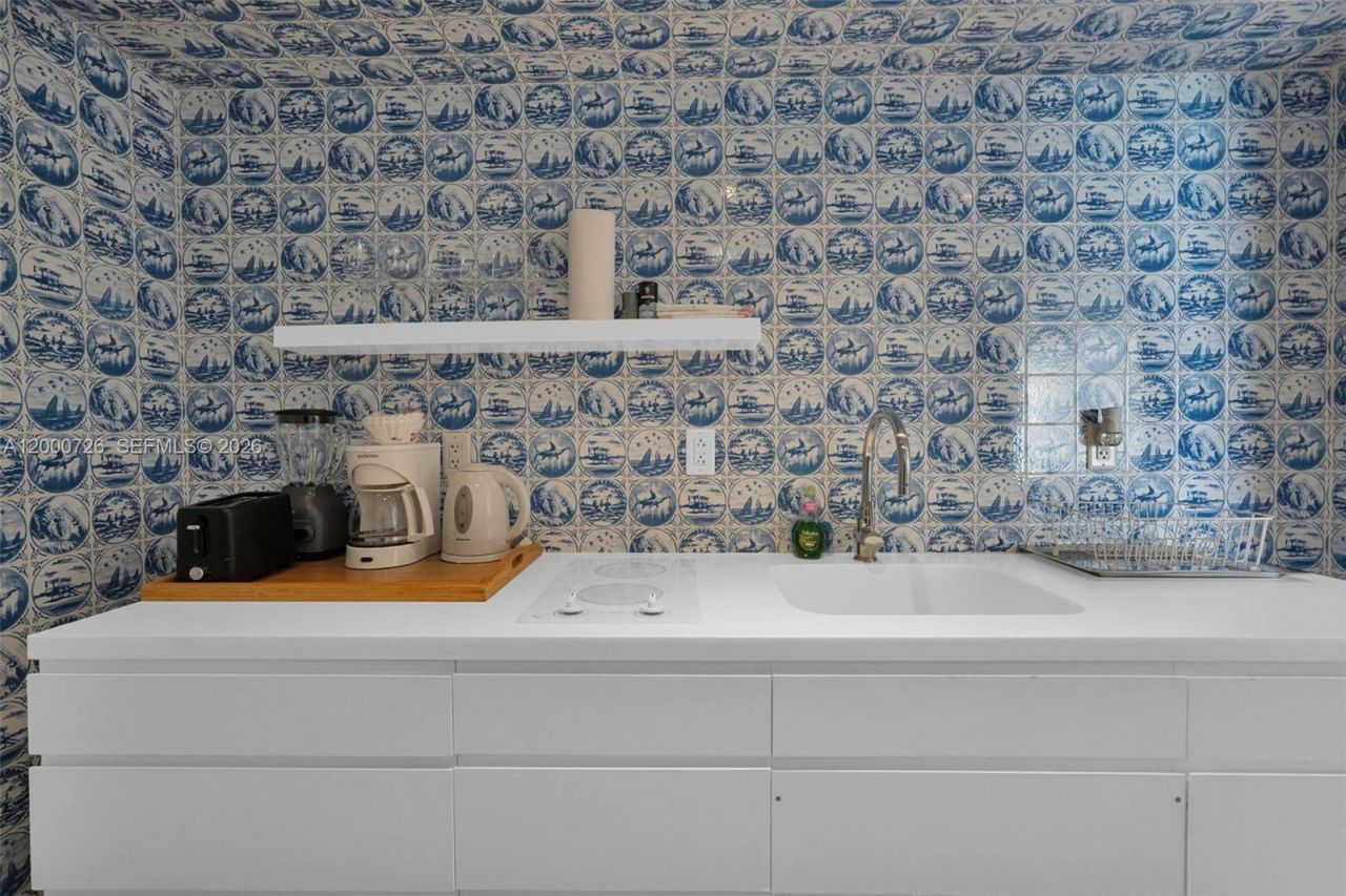 1100 West Ave, Unit 916, Miami Beach, FL 33139 Photo