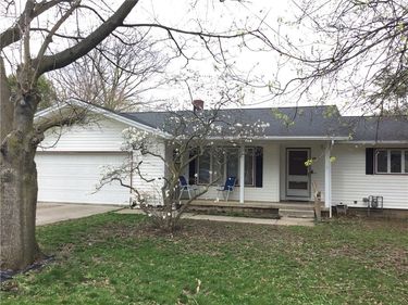 56 Munson Street, Le Roy, NY 14482