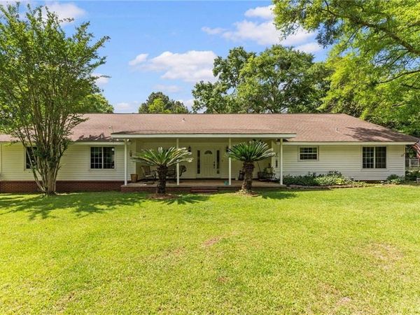 10840 Howells Ferry Road, Semmes, AL 36575