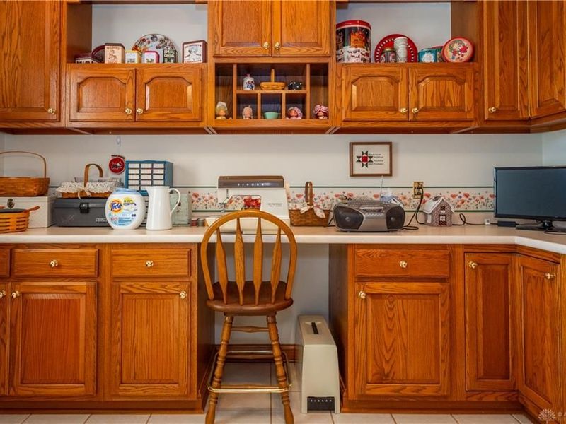 3955 Oakview Drive, Beavercreek, OH 45430 Photo 16