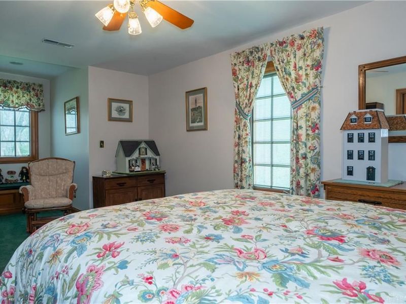 3955 Oakview Drive, Beavercreek, OH 45430 Photo 46