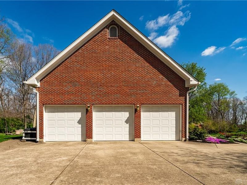 3955 Oakview Drive, Beavercreek, OH 45430 Photo 67