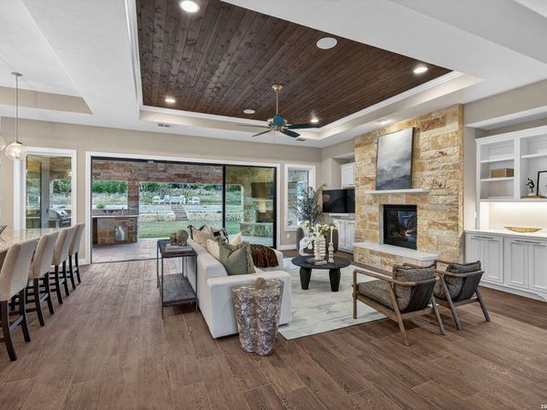 209 Mayapple, Horseshoe Bay, TX 78657