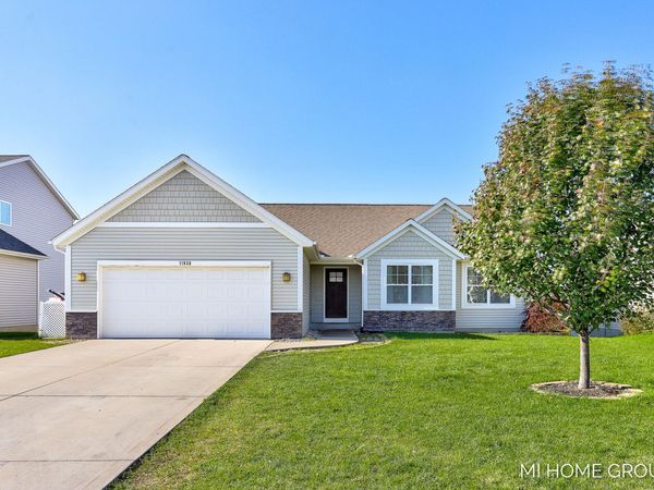 11930 Maplegrove Drive, Holland, MI 49424