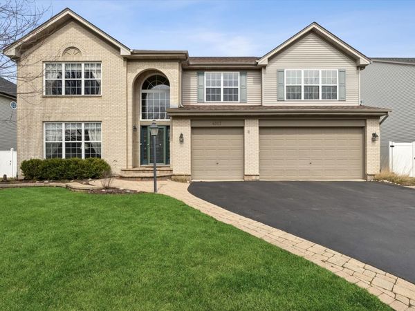 4917 Kimball Lane , Carpentersville, IL 60110