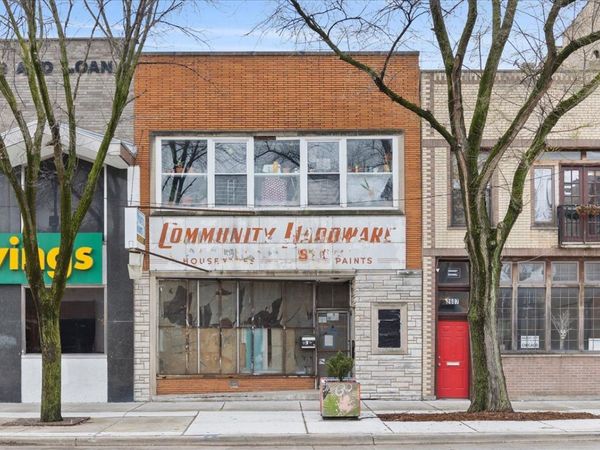 2605 W Division Street , Chicago, IL 60622