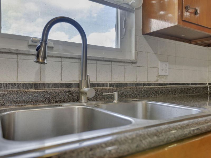 1680 Pin Oak Drive, Columbus, OH 43229 Photo 20