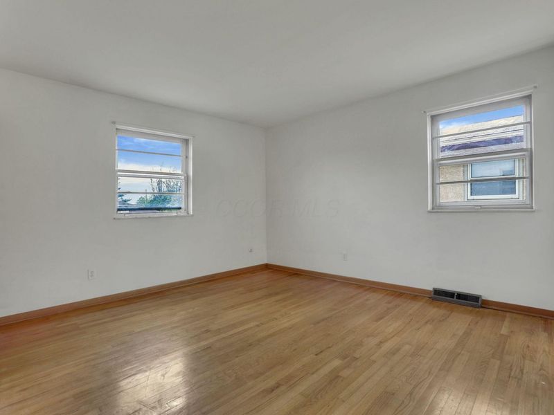 1680 Pin Oak Drive, Columbus, OH 43229 Photo 41