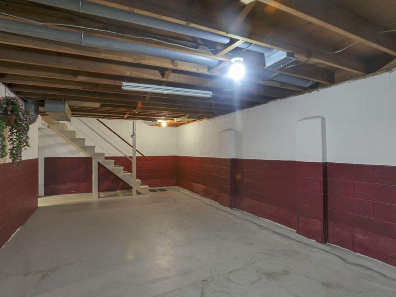 1680 Pin Oak Drive, Columbus, OH 43229 Photo 46