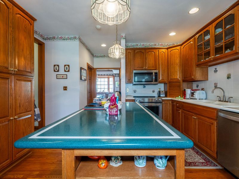 3955 Oakview Drive, Beavercreek, OH 45430 Photo 23